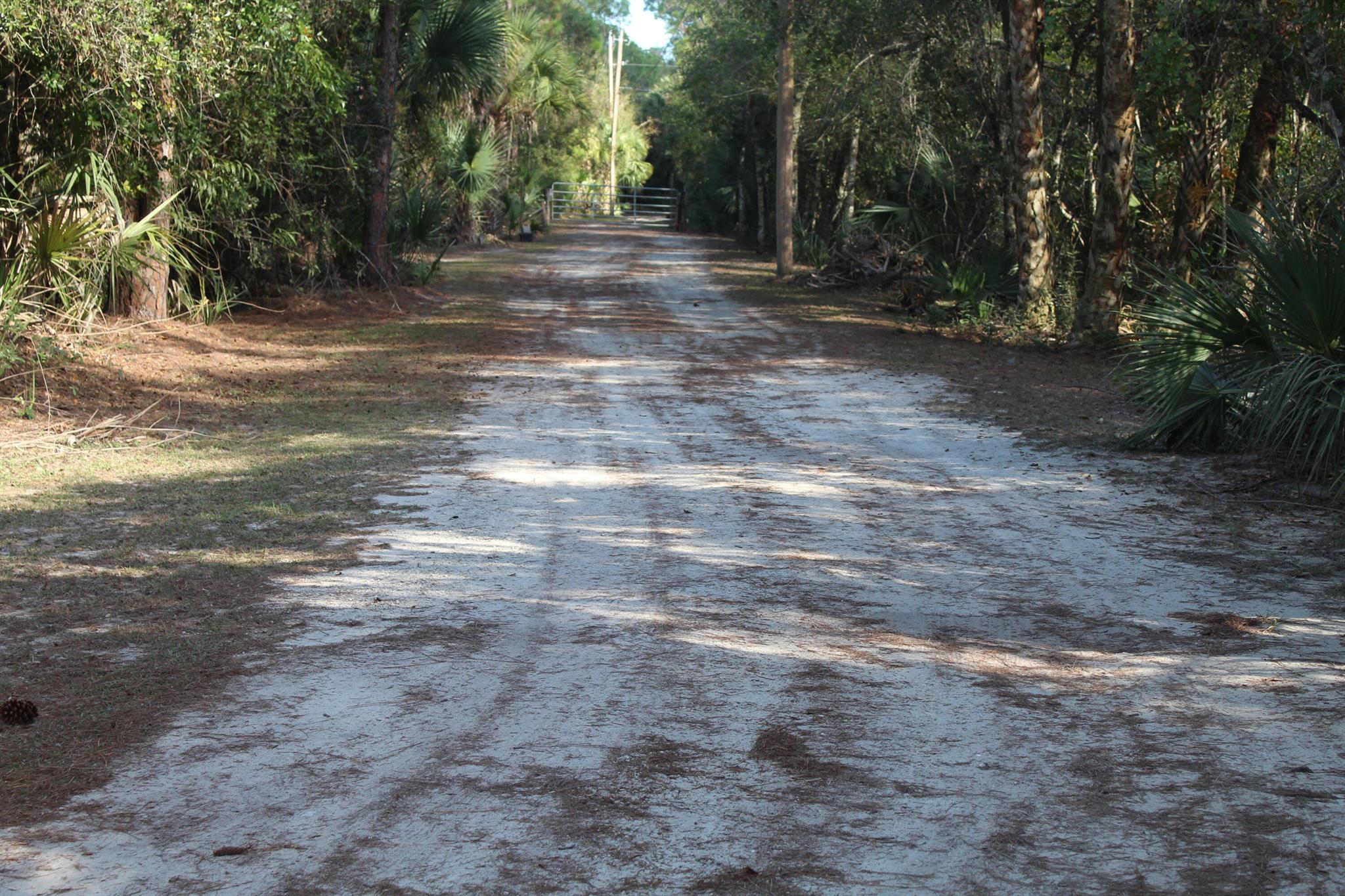 FELLSMERE FARMS CO S/D OF - Residential