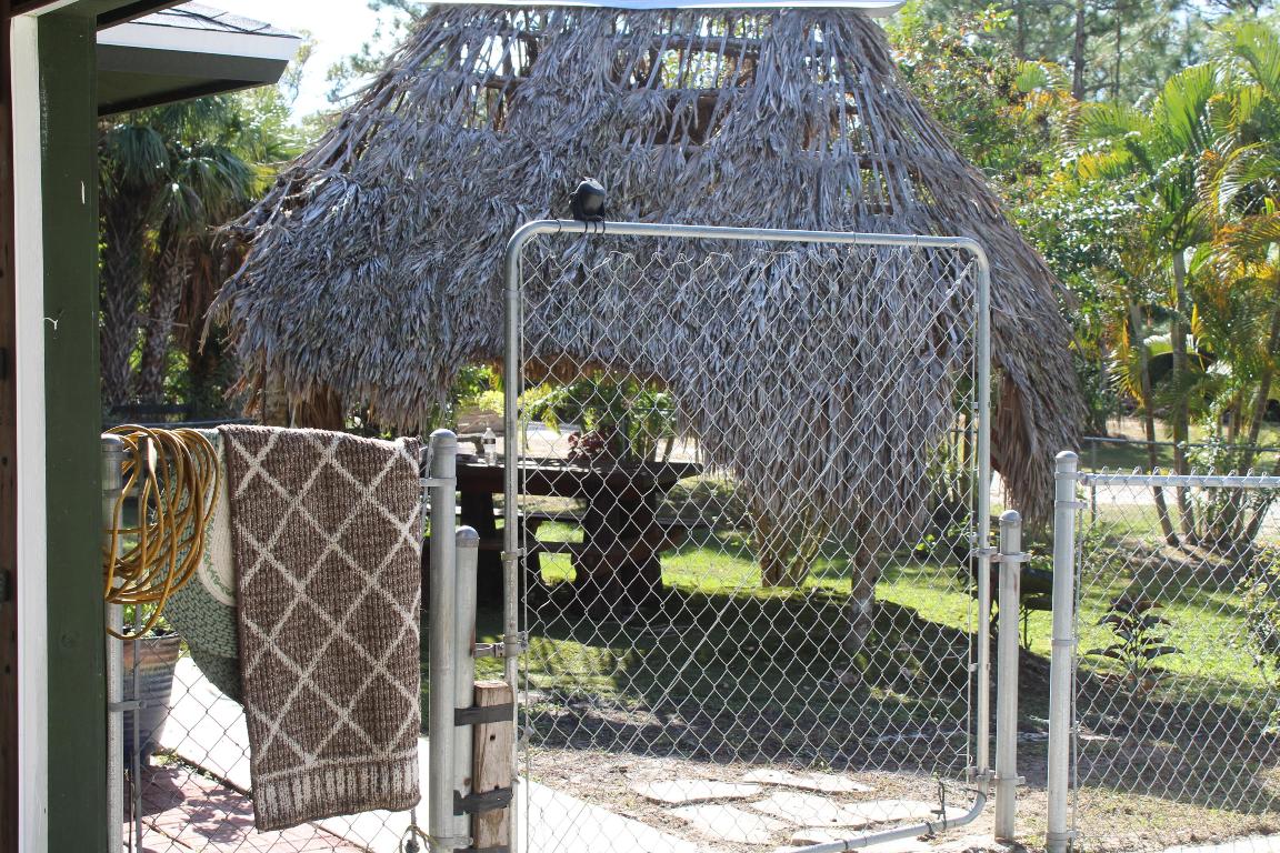 FELLSMERE FARMS CO S/D OF UNSURVEYED TWP 31 RNG 37 - Residential