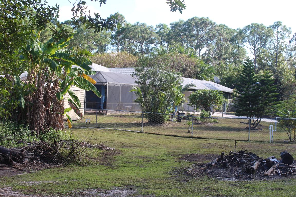 FELLSMERE FARMS CO S/D OF UNSURVEYED TWP 31 RNG 37 - Residential