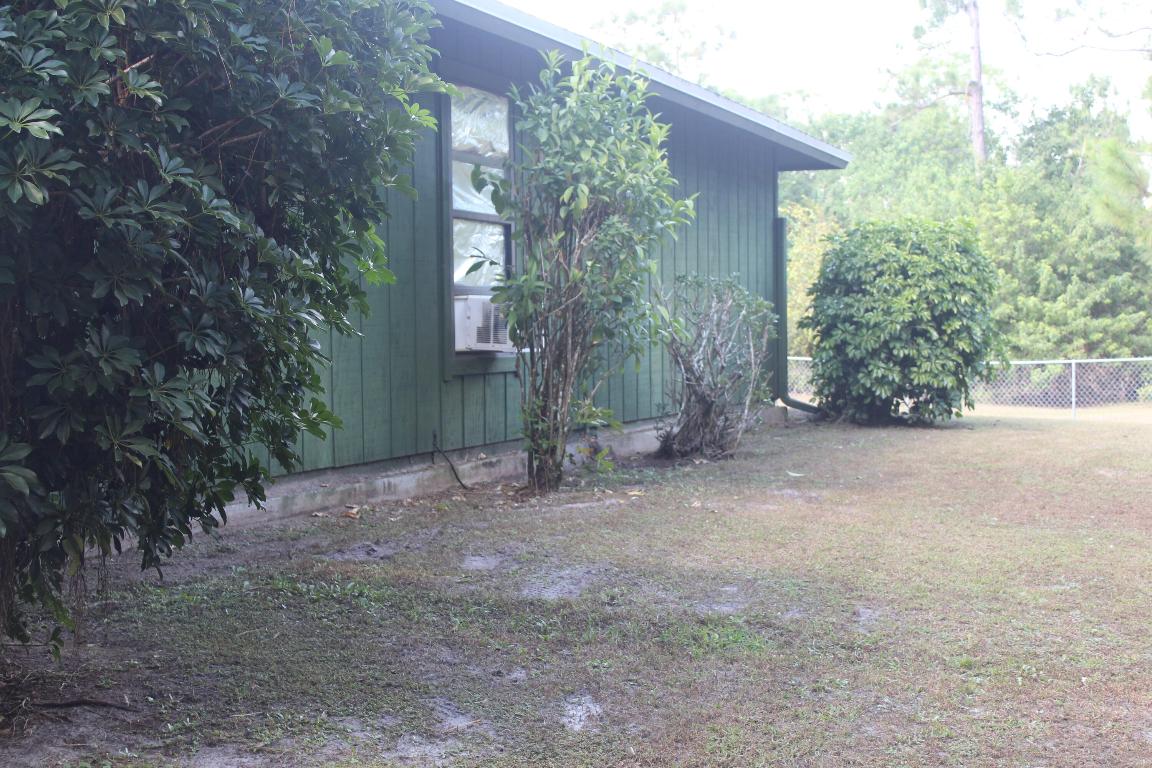 FELLSMERE FARMS CO S/D OF UNSURVEYED TWP 31 RNG 37 - Residential