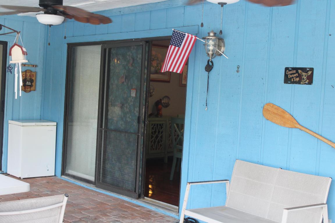 FELLSMERE FARMS CO S/D OF UNSURVEYED TWP 31 RNG 37 - Residential