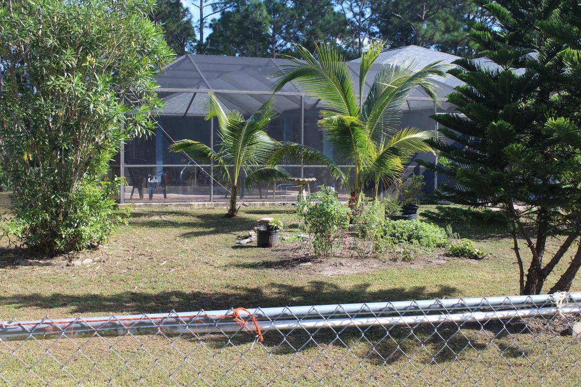 FELLSMERE FARMS CO S/D OF UNSURVEYED TWP 31 RNG 37 - Residential