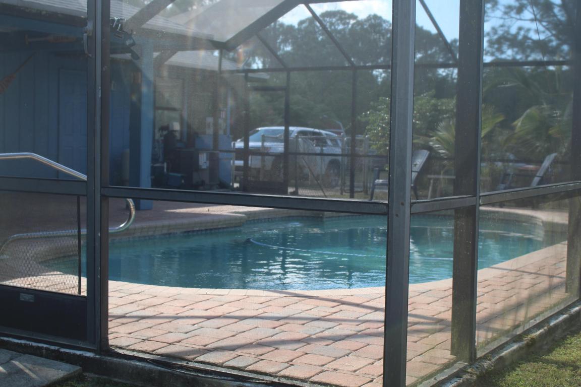 FELLSMERE FARMS CO S/D OF UNSURVEYED TWP 31 RNG 37 - Residential