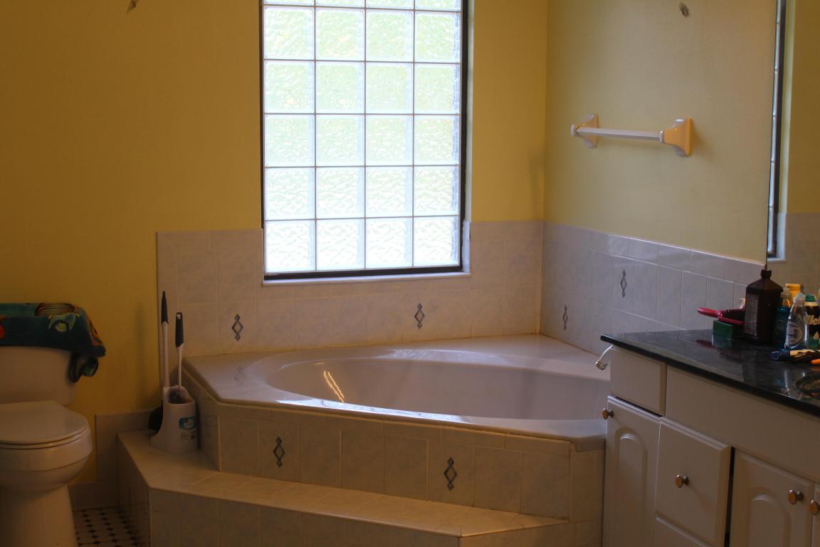 FELLSMERE FARMS CO S/D OF UNSURVEYED TWP 31 RNG 37 - Residential