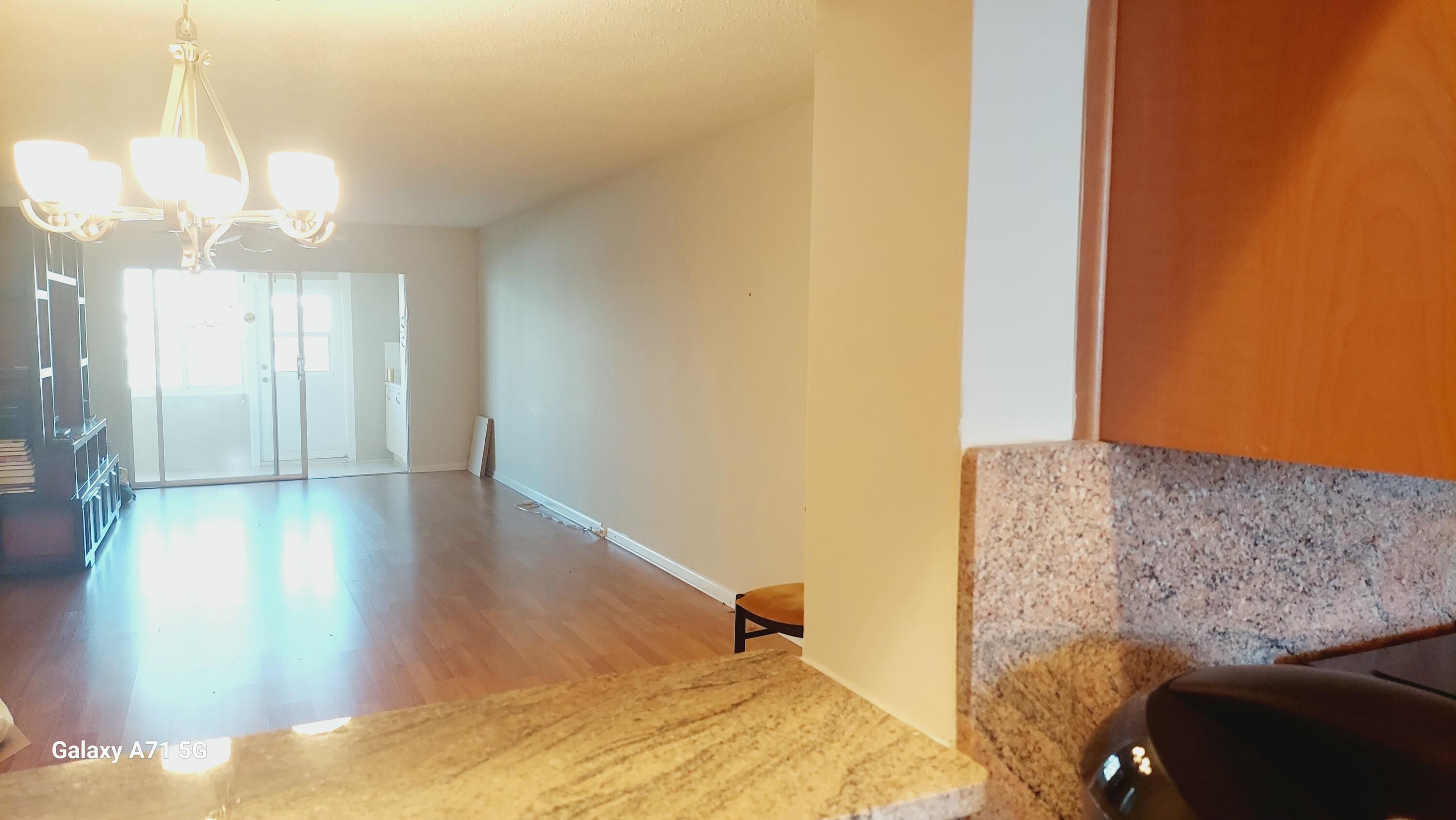 AINSLIE AT CENTURY VILLAGE CONDO - Residential