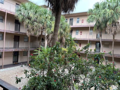 A home in Lauderdale Lakes