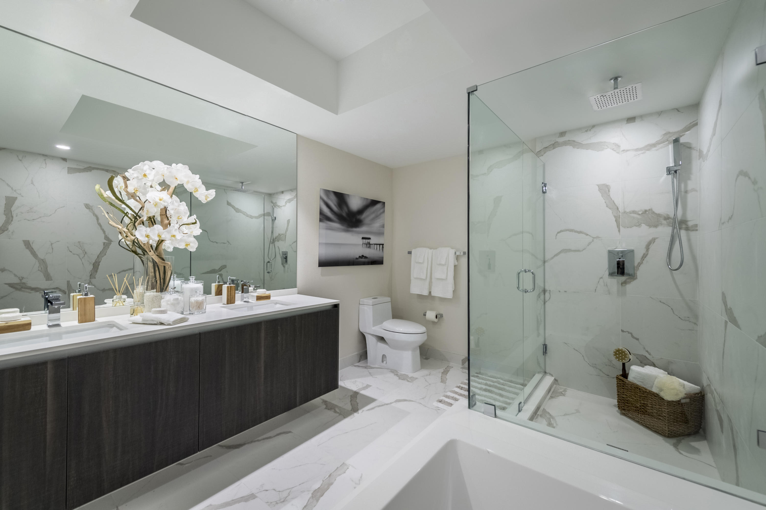 Icon Las Olas - Residential Lease