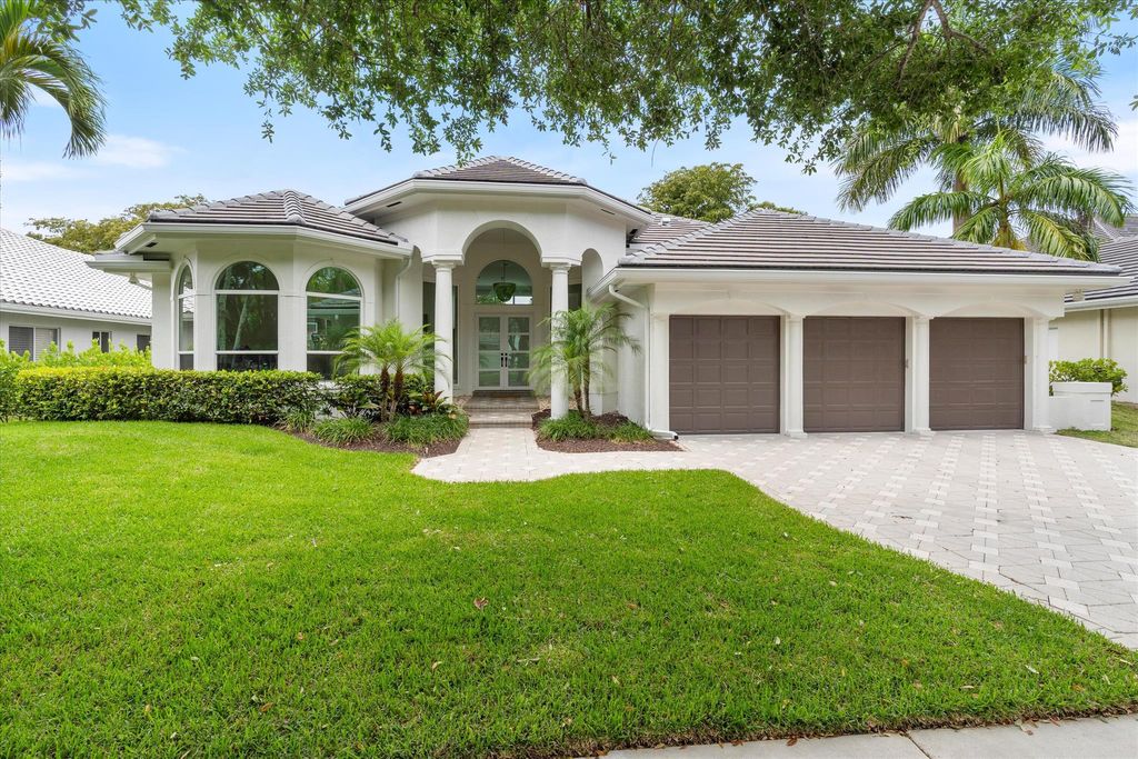 Photo of 6247 NW 33rd Avenue, Boca Raton, FL 33496 (MLS # R11084355)