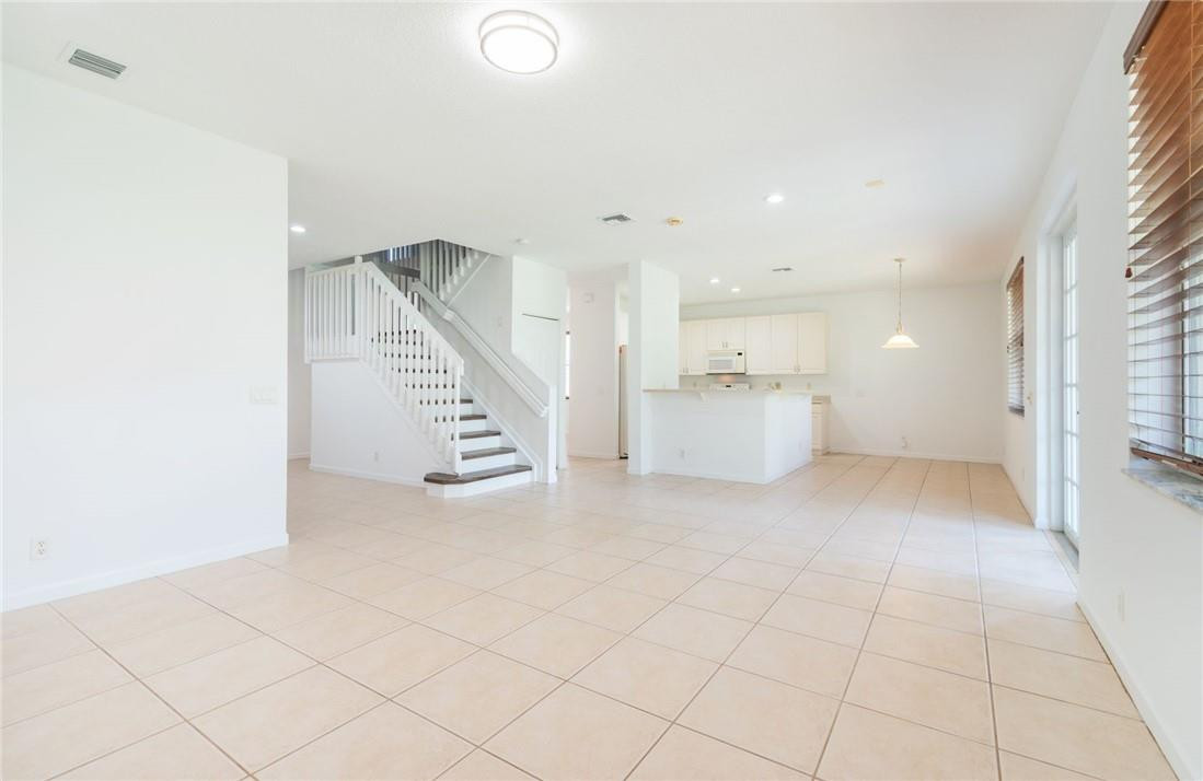 SAVANNA - THE GLADES - Residential Lease