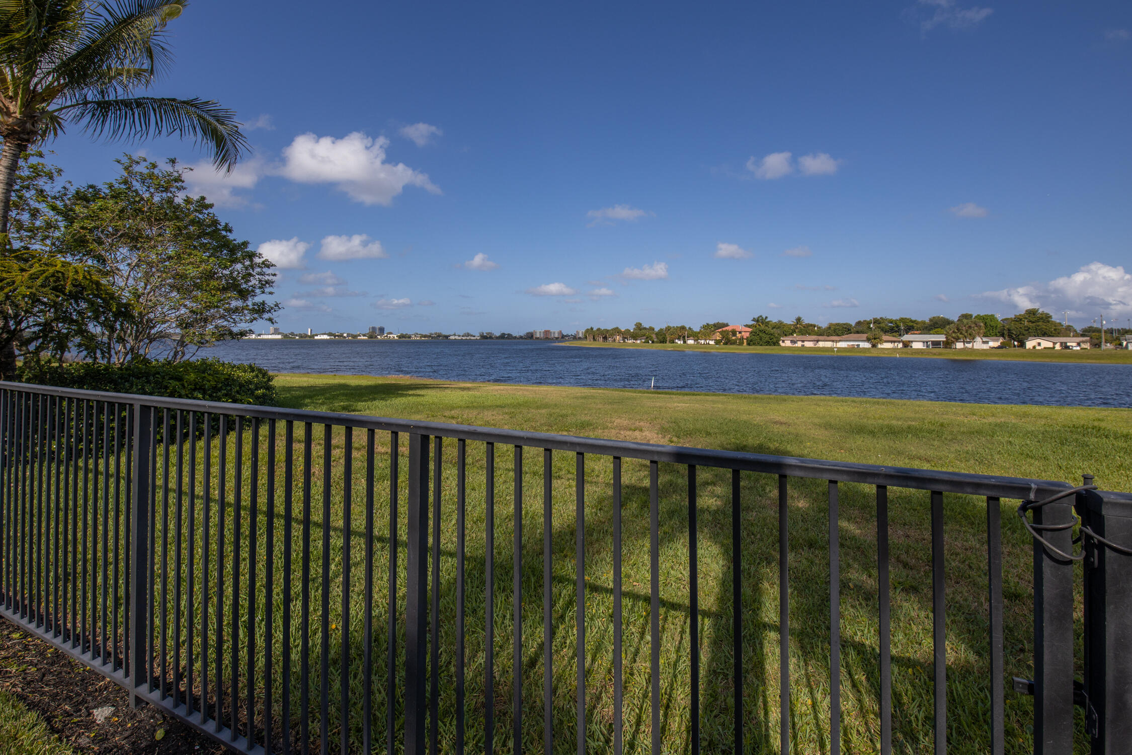 LAKESHORE CLUB CONDO - Residential