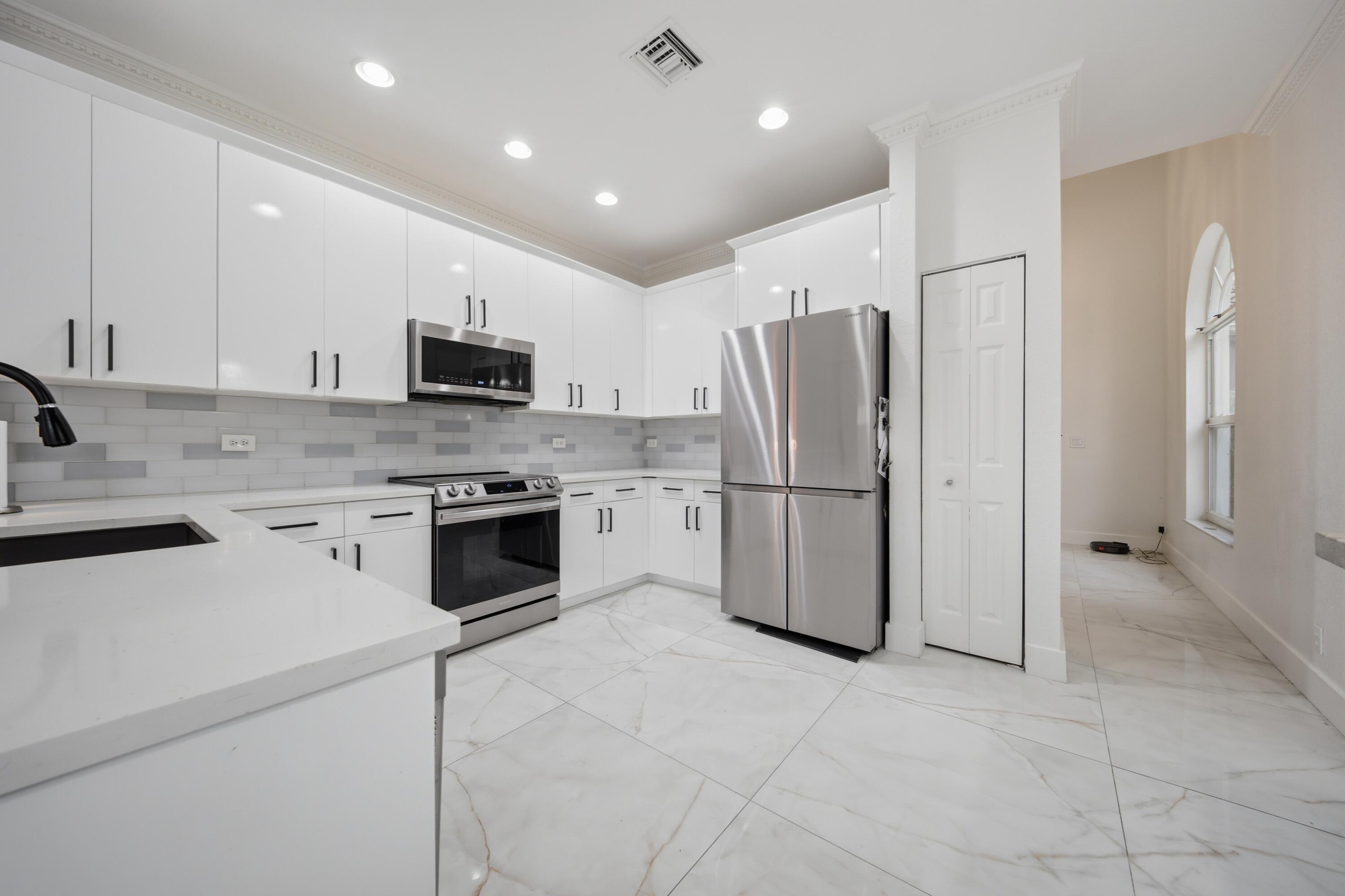 Pelican Trail West - Residential