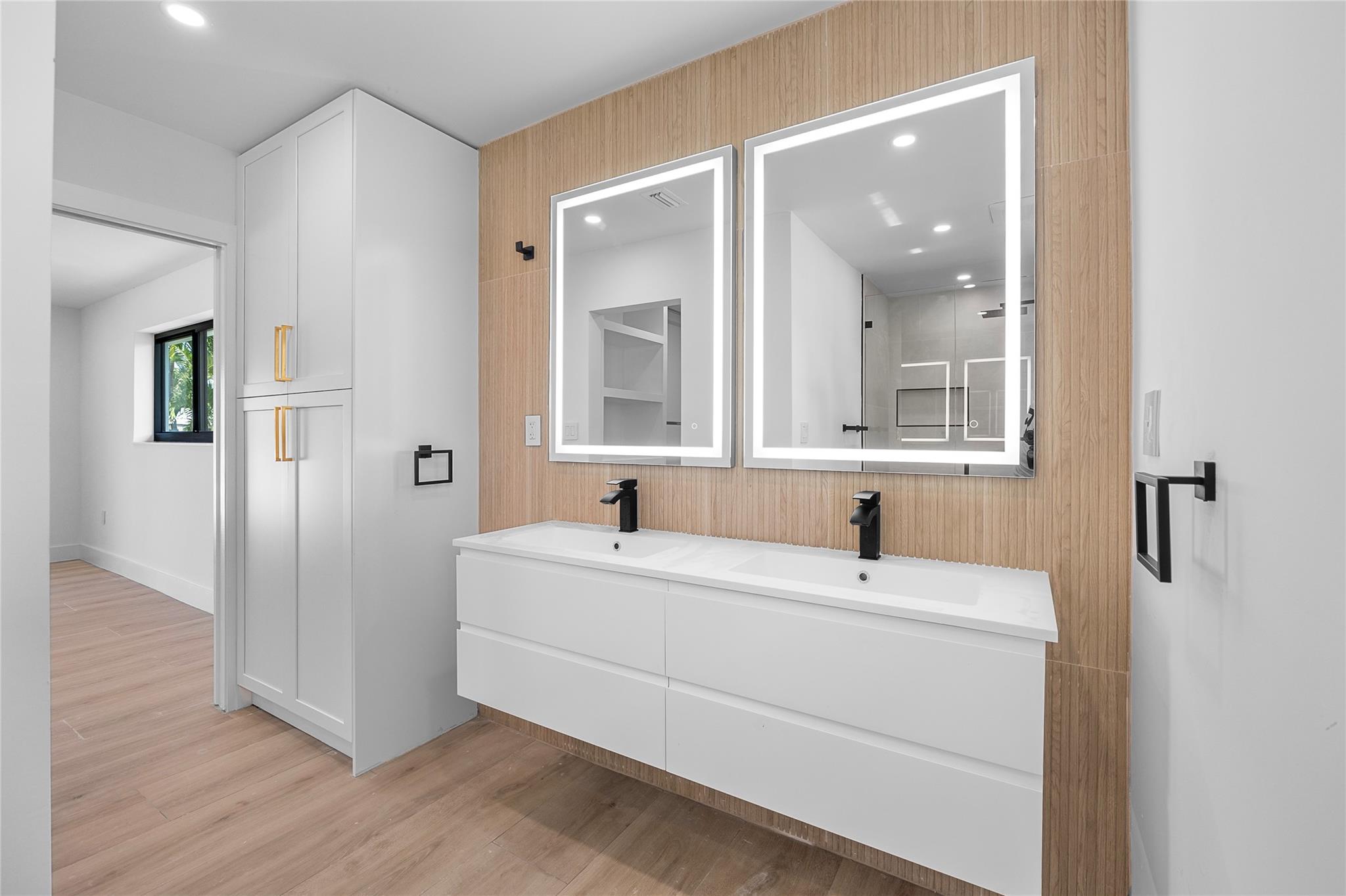 Venetian Isles 3rd Sec 47 - Residential