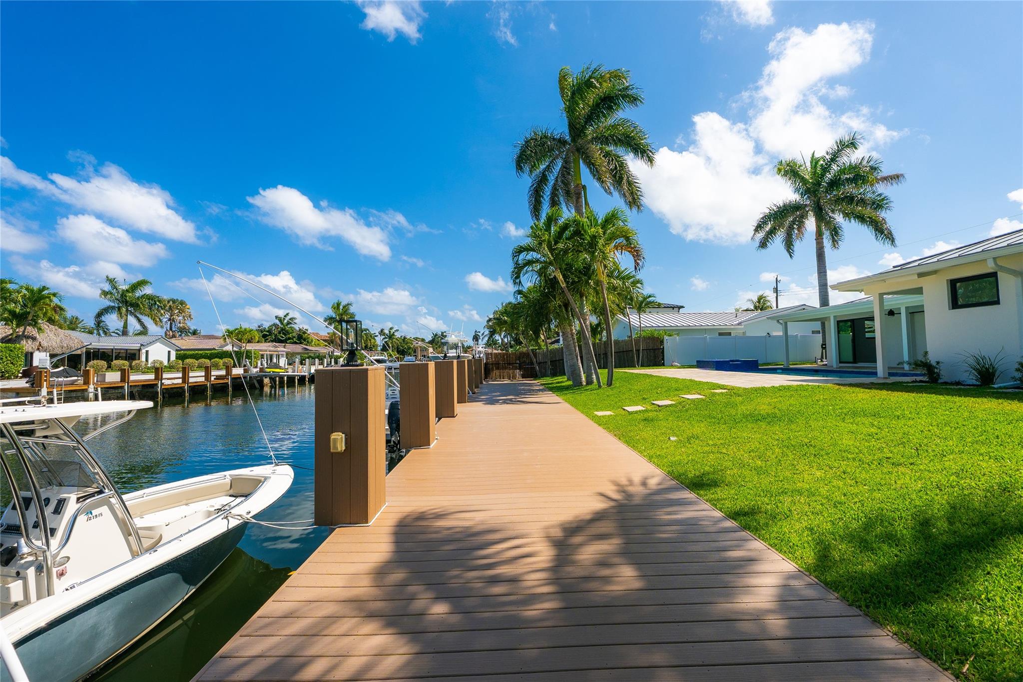 Venetian Isles 3rd Sec 47 - Residential