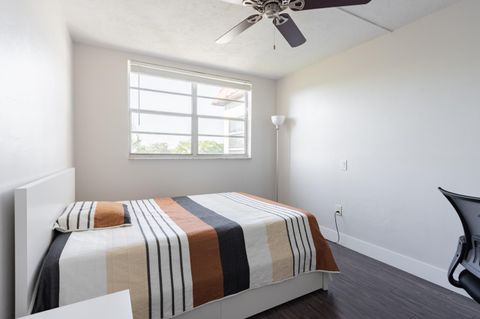 Tiny photo for 7000 NW 17th Street #419, Plantation, FL 33313 (MLS # B26019334)