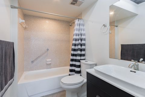 Tiny photo for 7000 NW 17th Street #419, Plantation, FL 33313 (MLS # B26019334)
