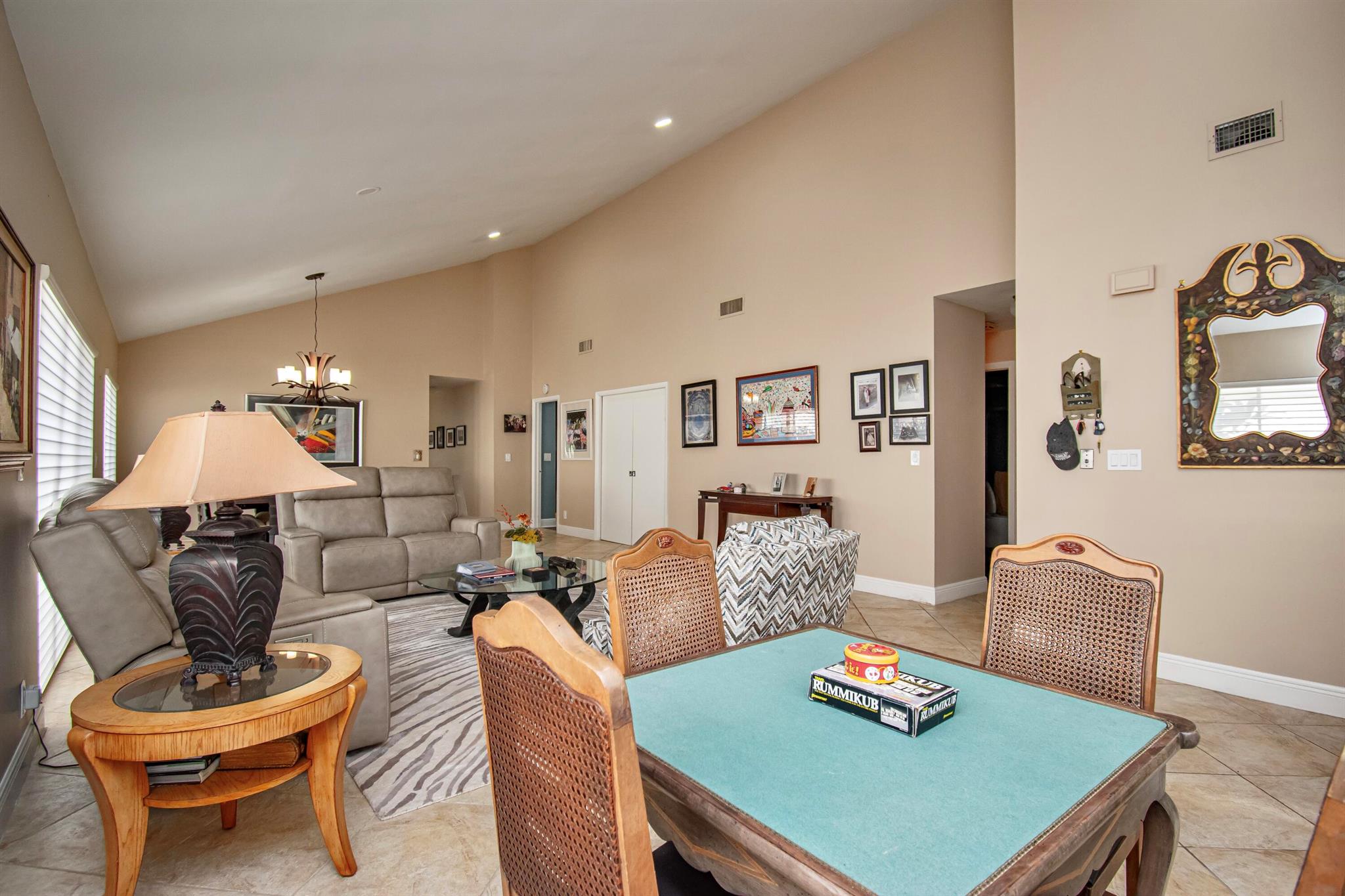 CAPTIVA - Residential