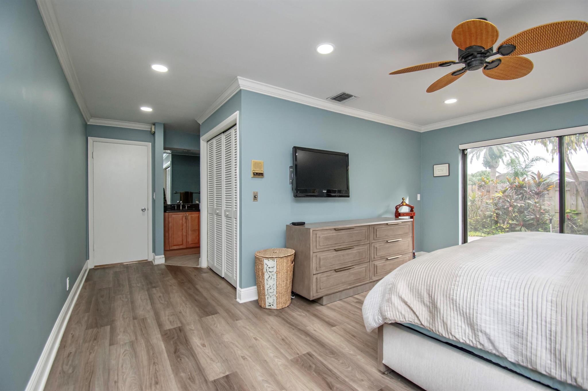 CAPTIVA - Residential