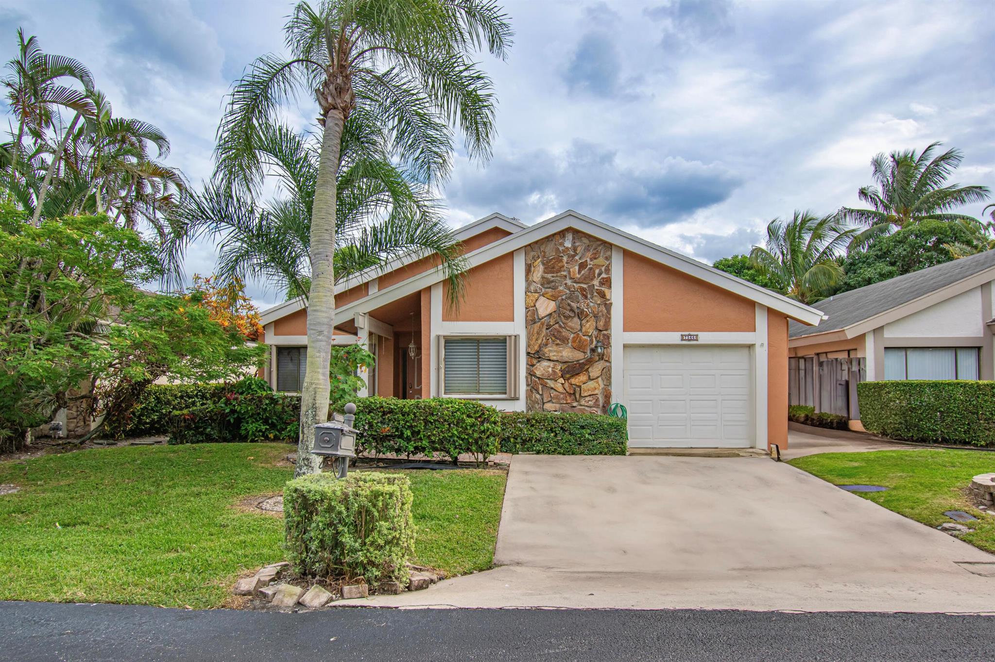 CAPTIVA - Residential