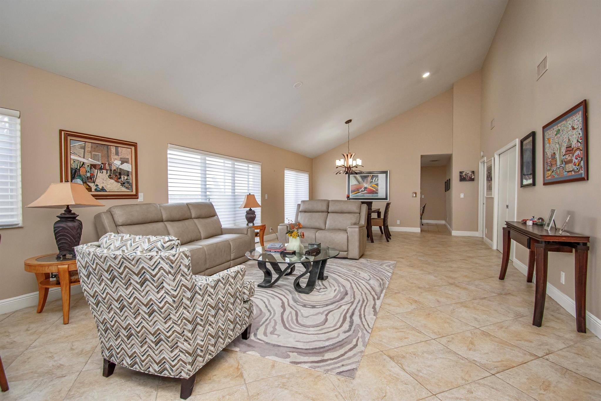 CAPTIVA - Residential