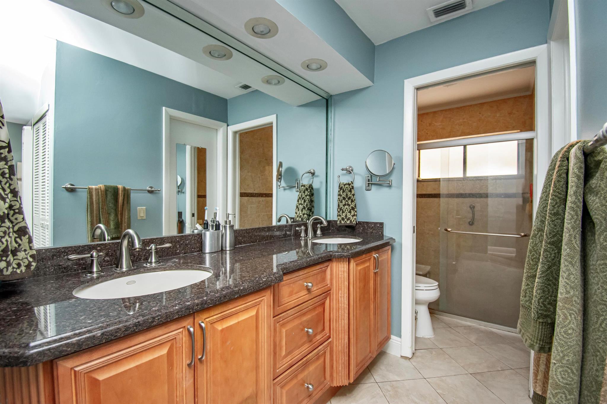 CAPTIVA - Residential