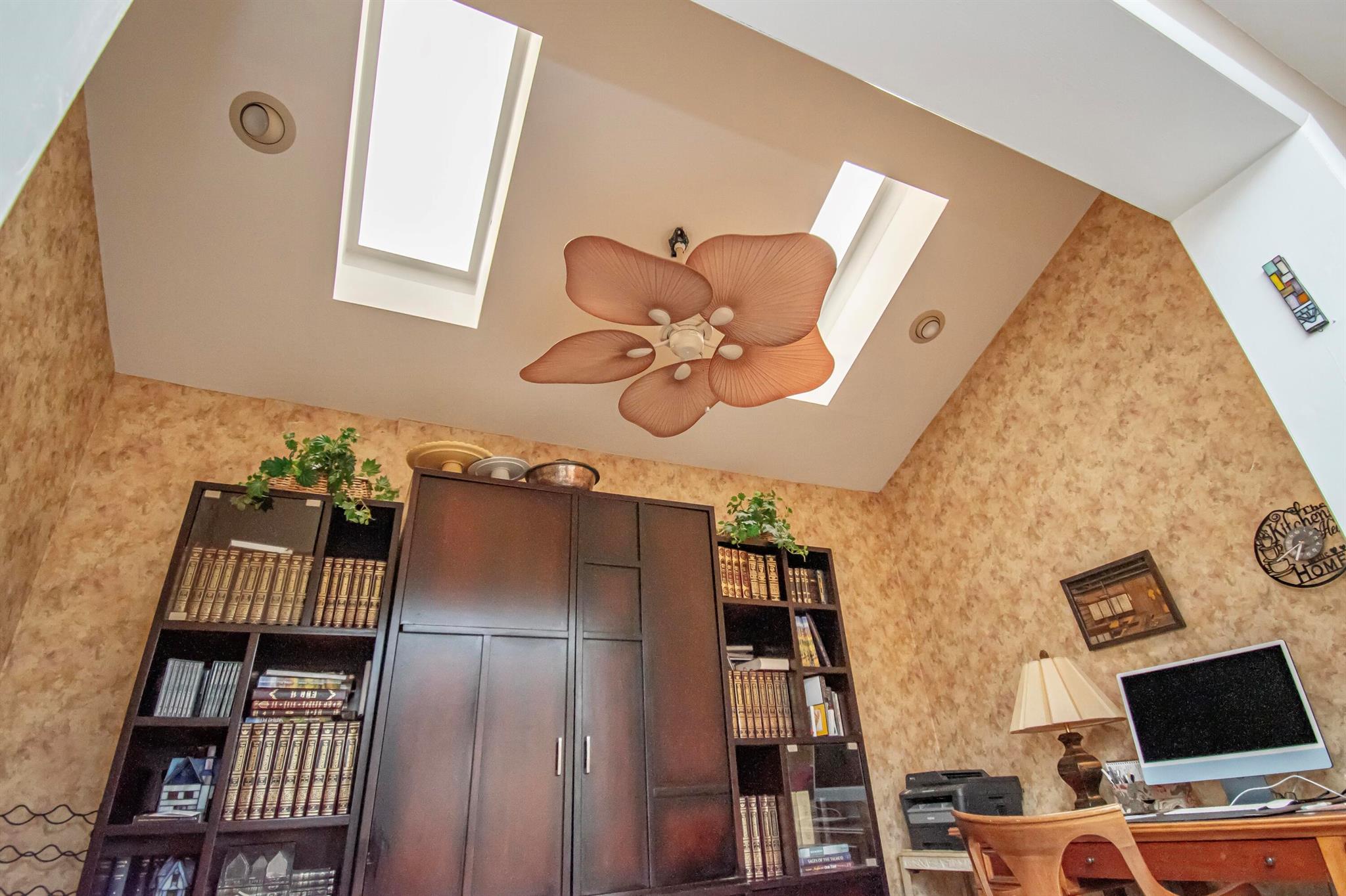 CAPTIVA - Residential