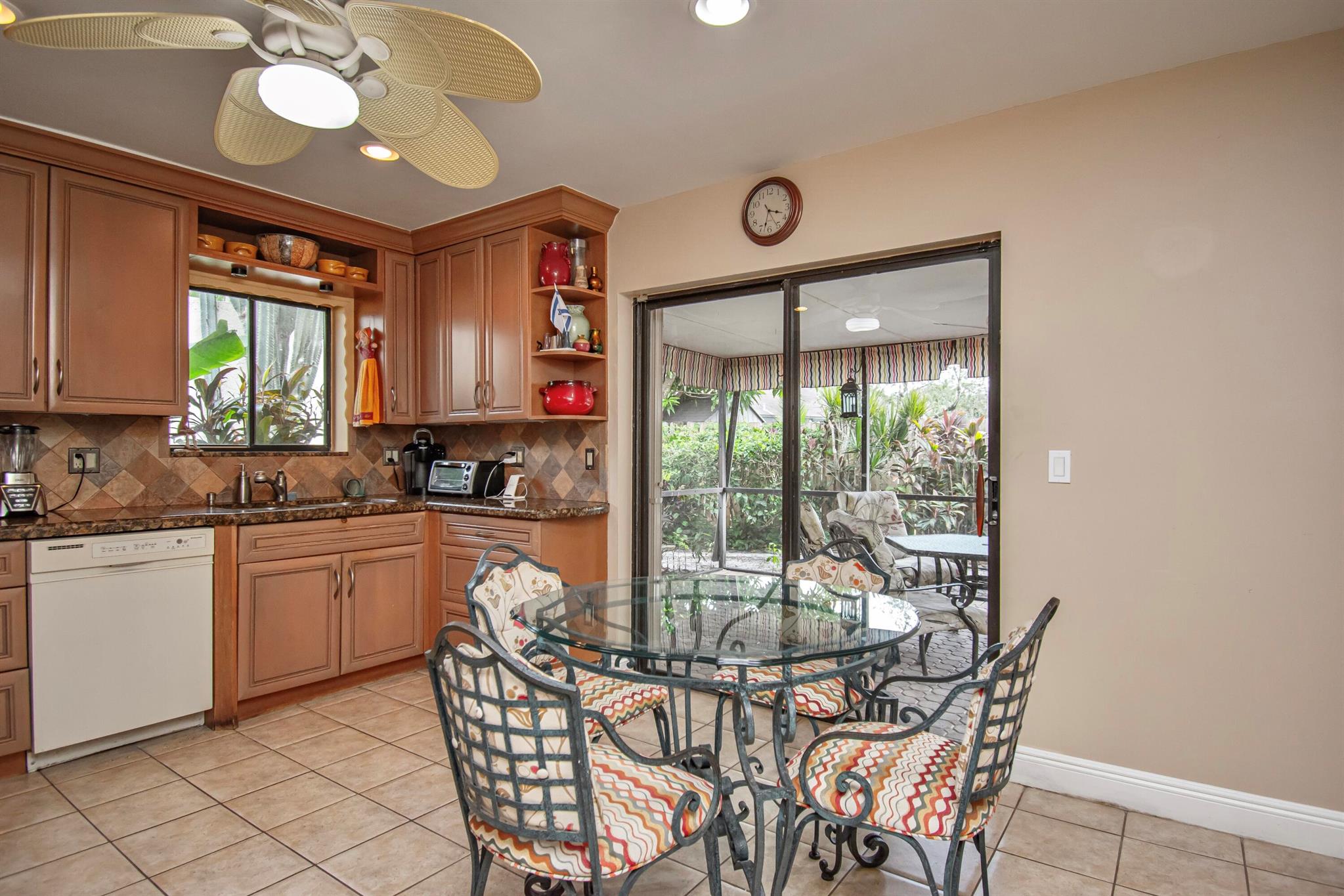 CAPTIVA - Residential