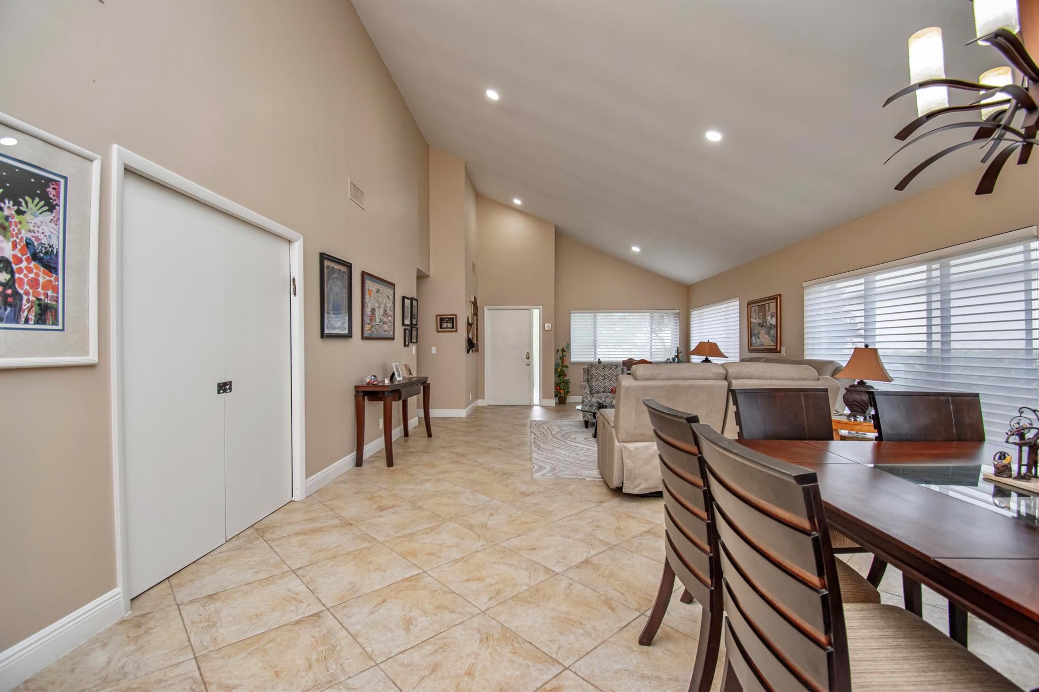 CAPTIVA - Residential