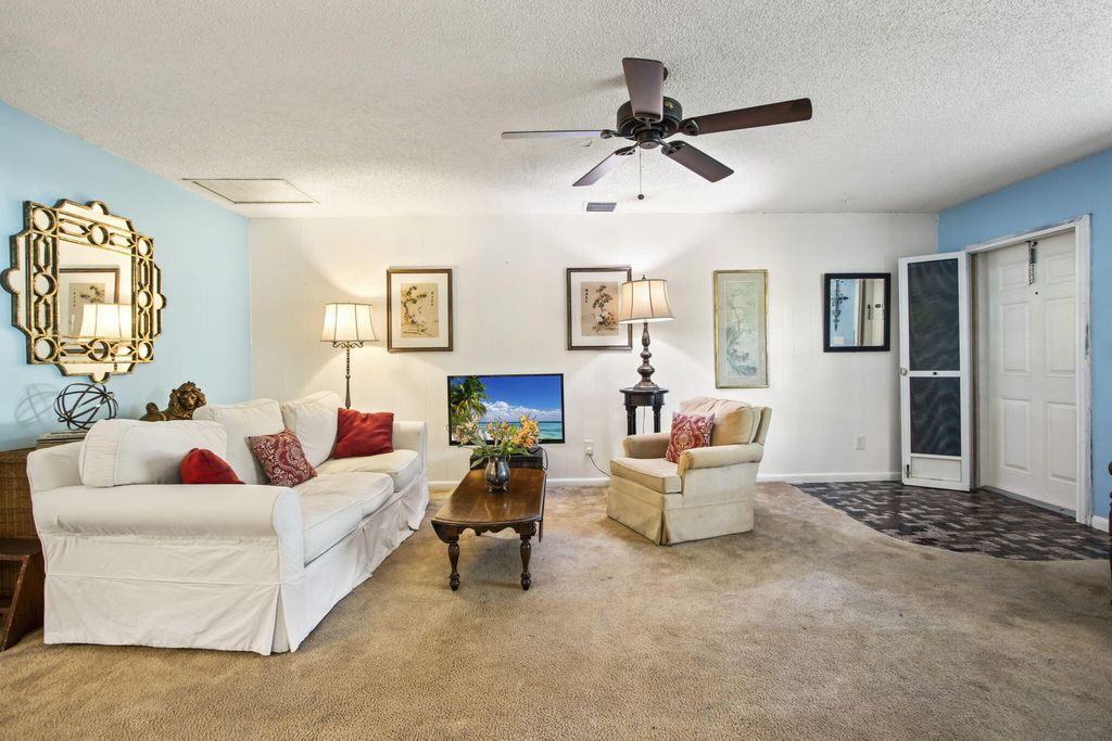 Photo of 5407 Sunset Boulevard, Fort Pierce, FL 34982 (MLS # R10955202)