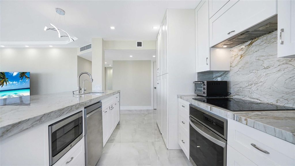 Photo of 3400 Galt Ocean Drive #1209S, Fort Lauderdale, FL 33308 (MLS # F10548871)