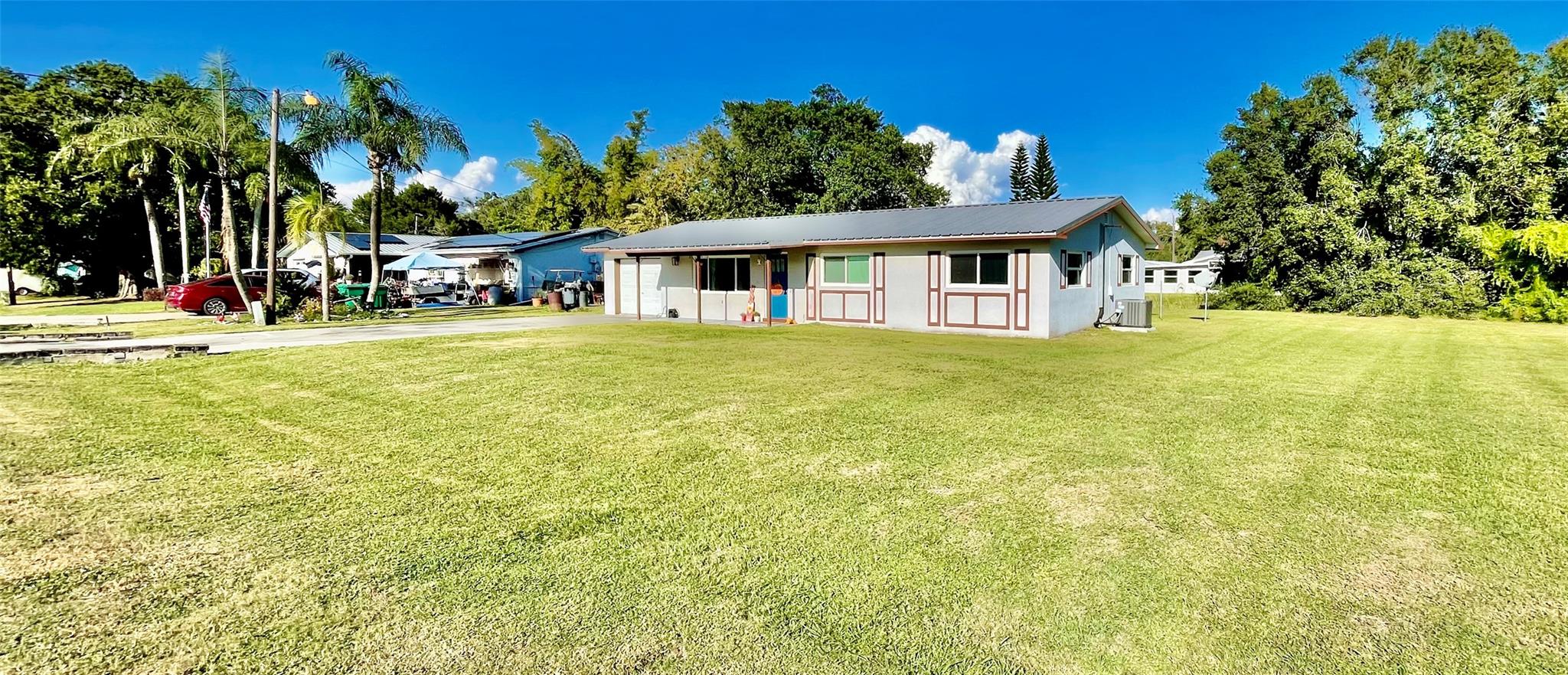 OKEECHOBEE ESTATES - Residential