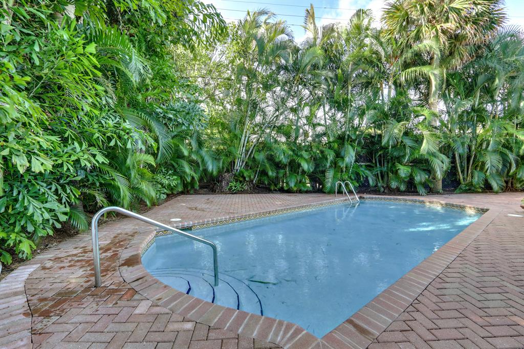 PALM BEACH SHORES REV - Residential