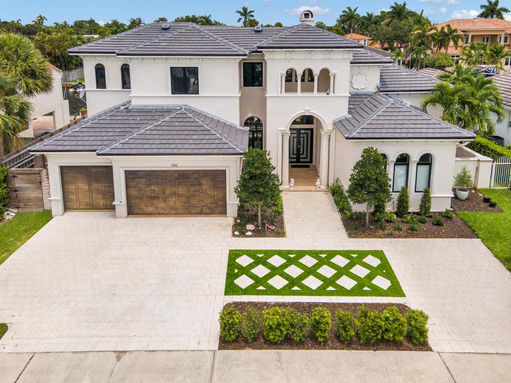 Photo of 741 SW 15th Street, Boca Raton, FL 33486 (MLS # B26065024)