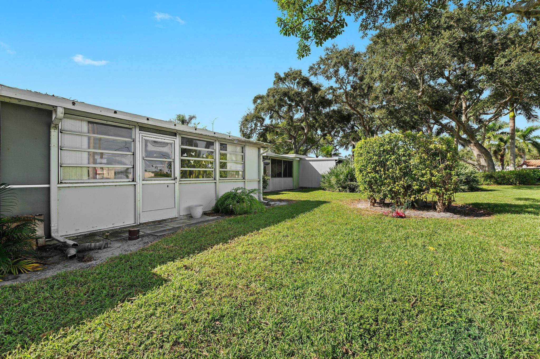 PINES OF DELRAY NORTH - Residential