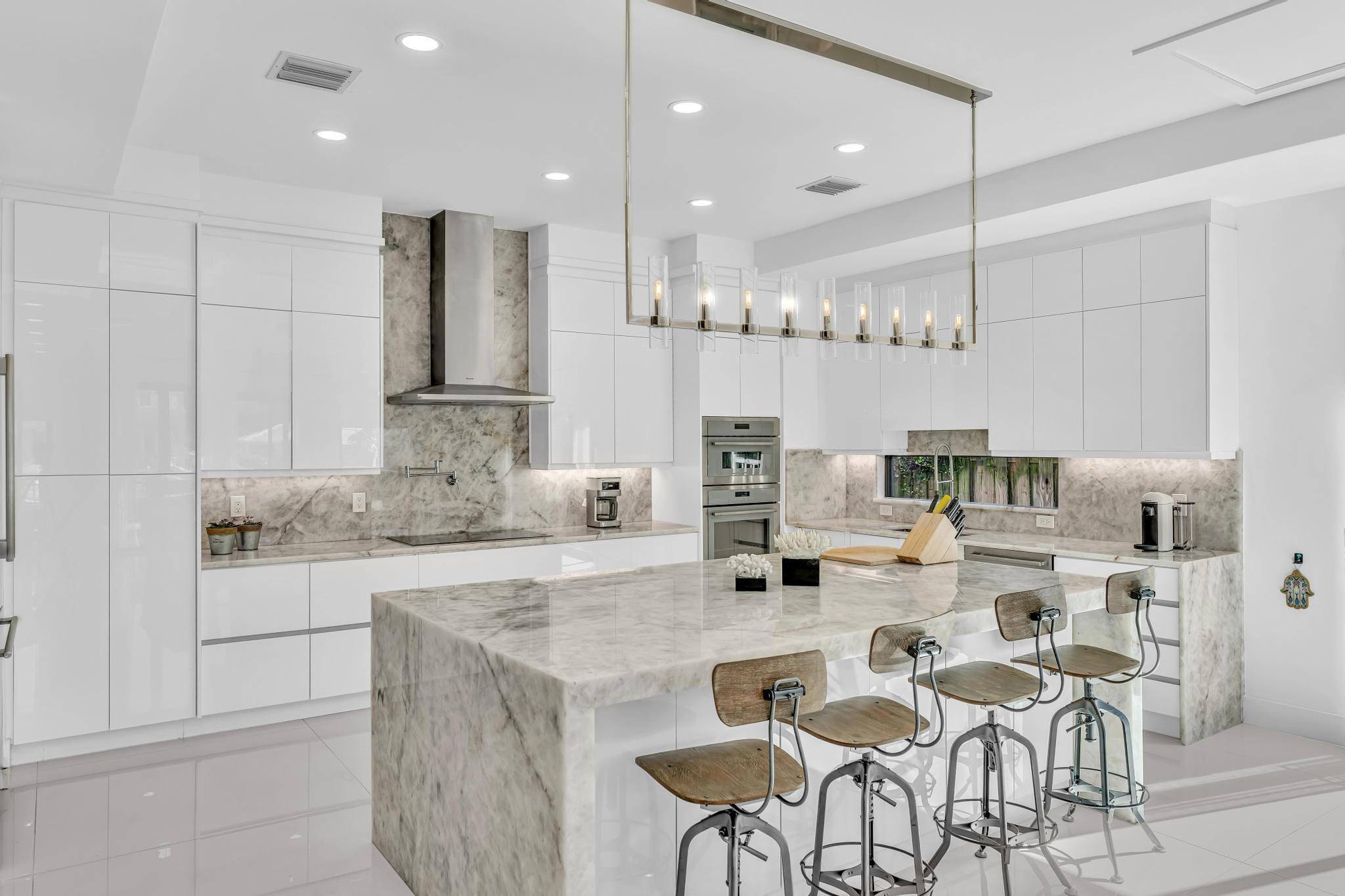 LAKE PLACID - Residential