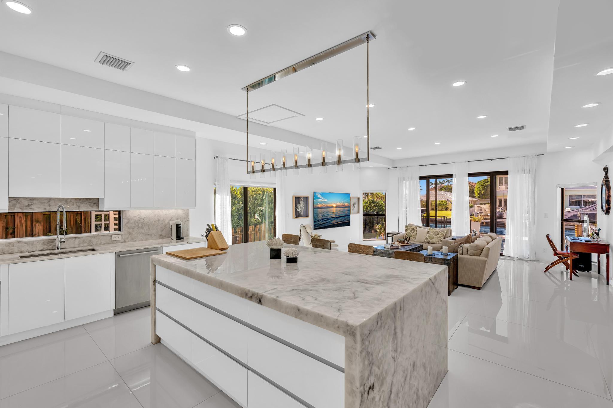 LAKE PLACID - Residential