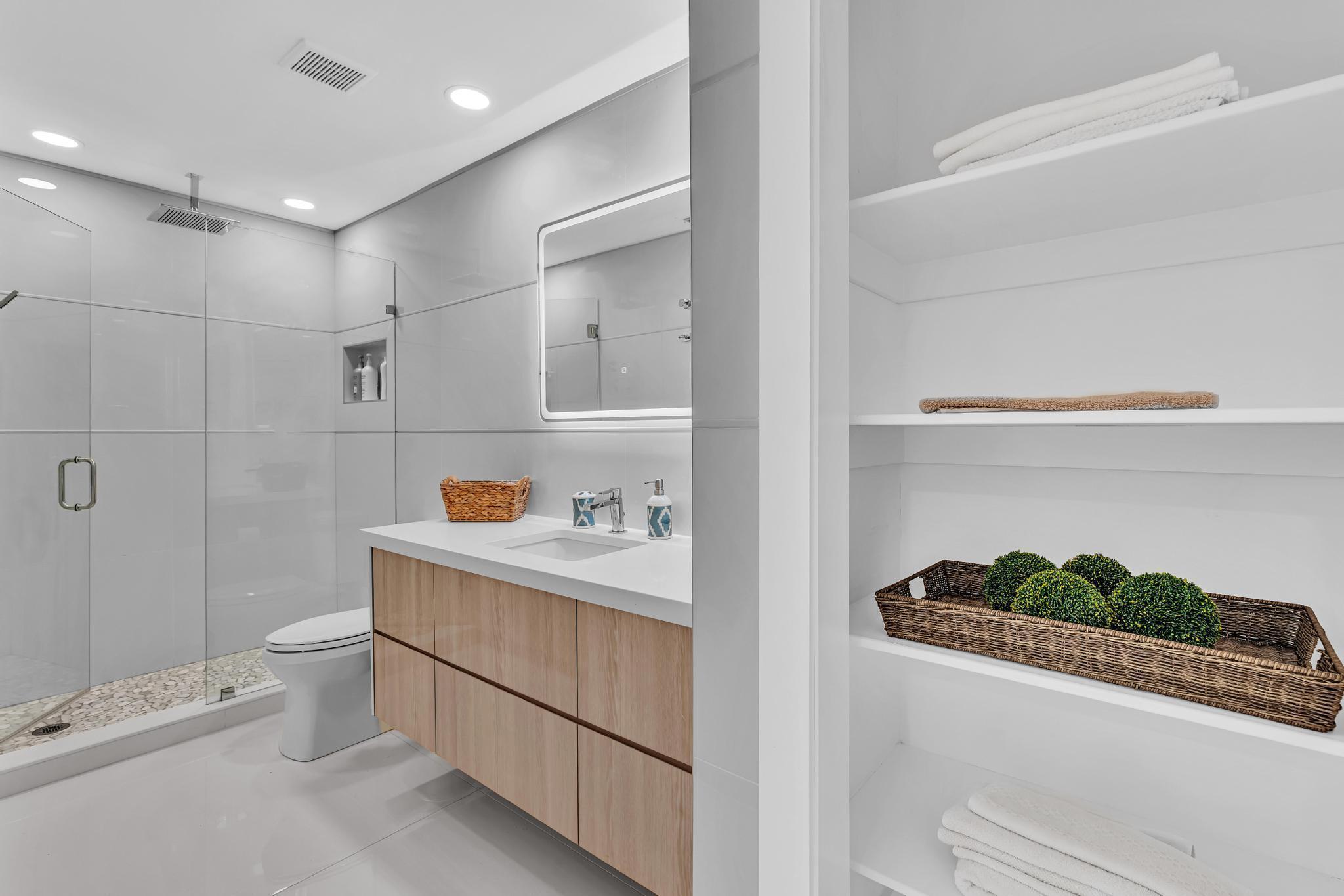 LAKE PLACID - Residential