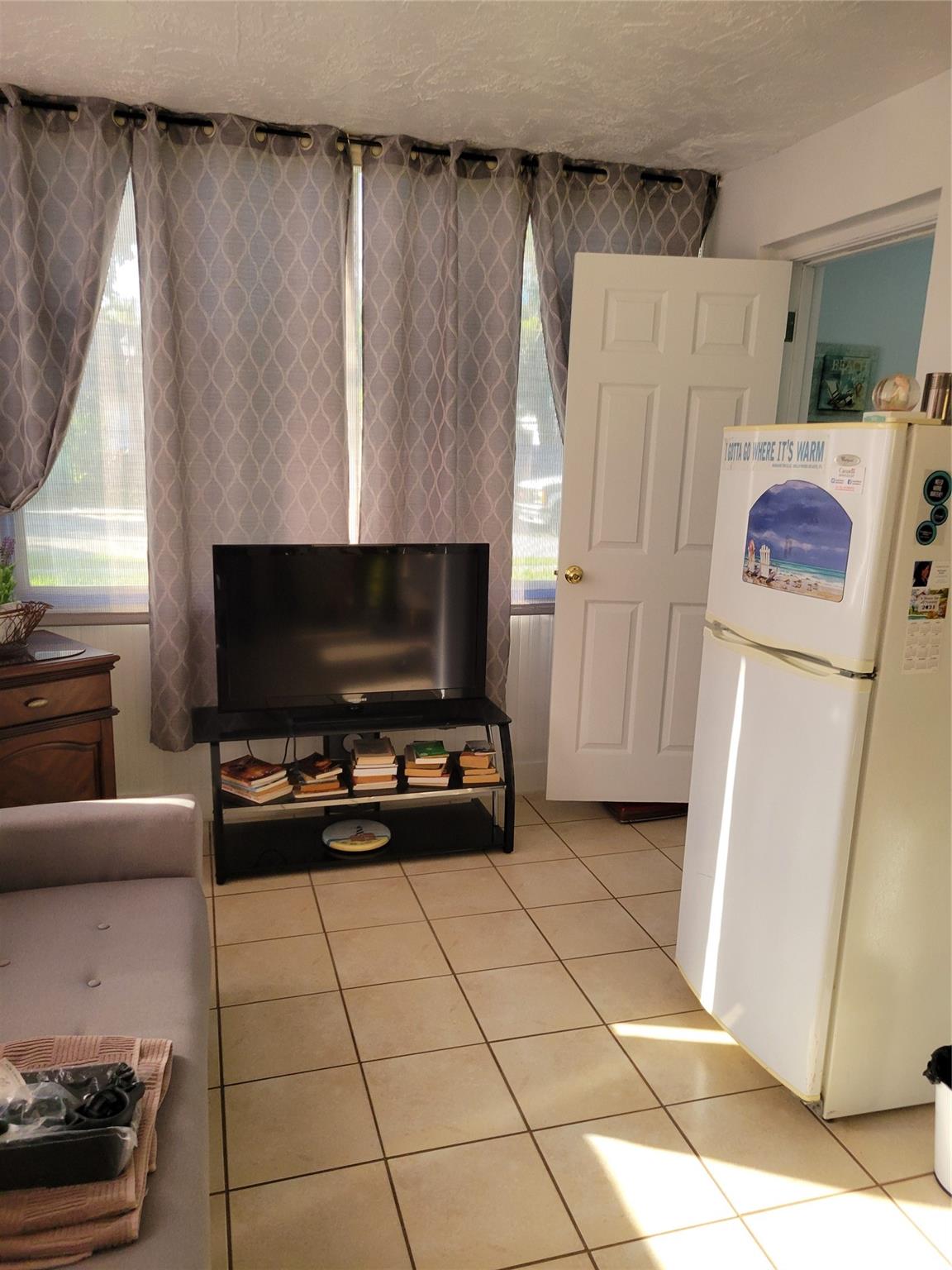 WARRENTON HOUSE CONDO - Residential