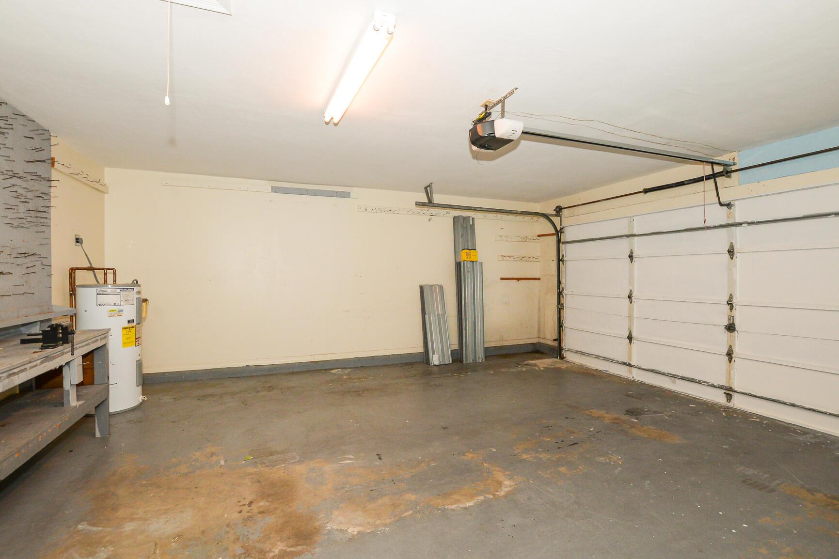 PORT ST LUCIE SECTION 13 - Residential Lease