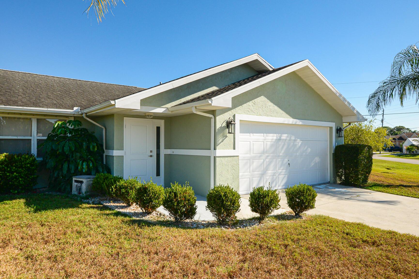 PORT ST LUCIE SECTION 13 - Residential Lease