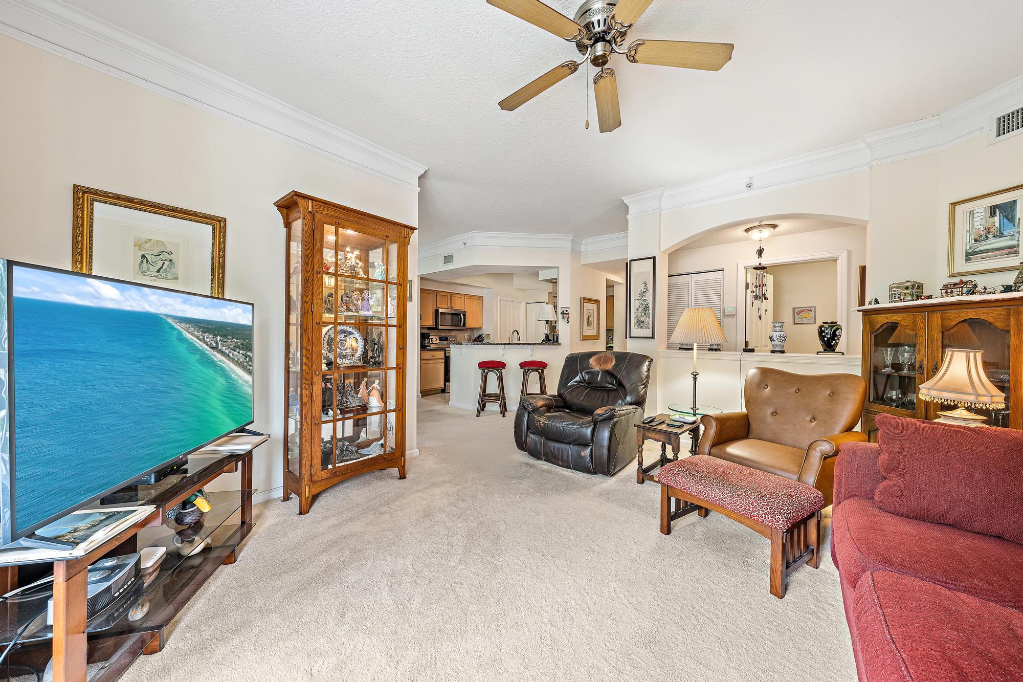 275 Murcia Drive 202