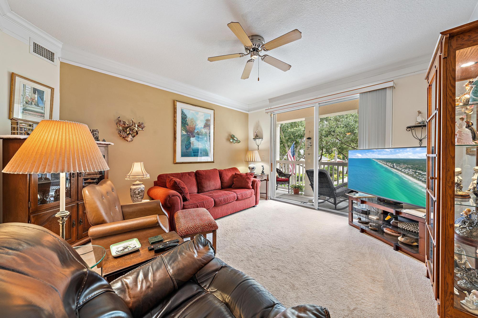 275 Murcia Drive 202