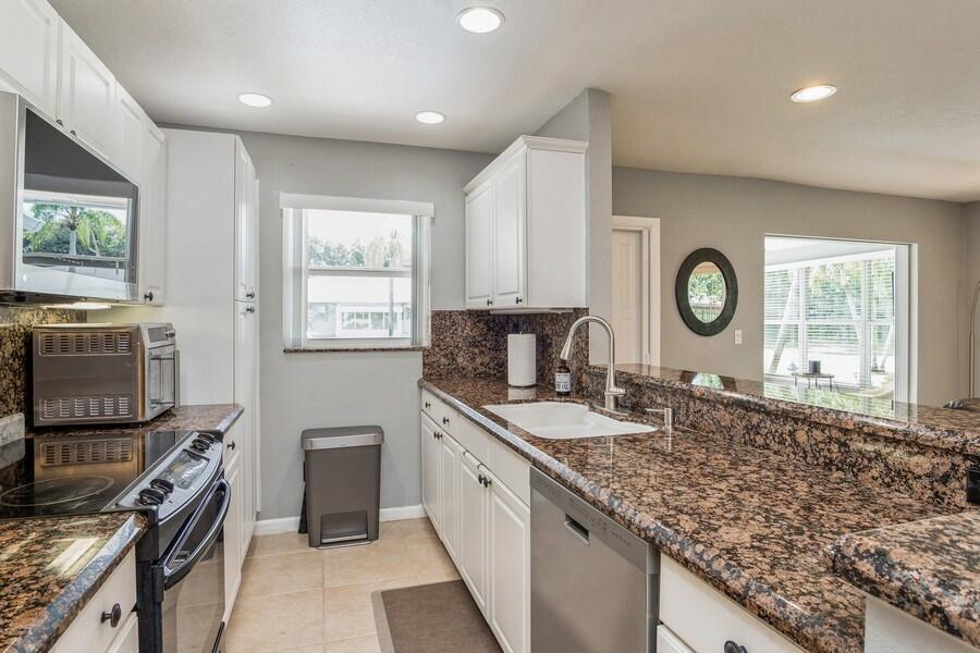 HIGH POINT OF DELRAY SEC 5 CONDO - Residential