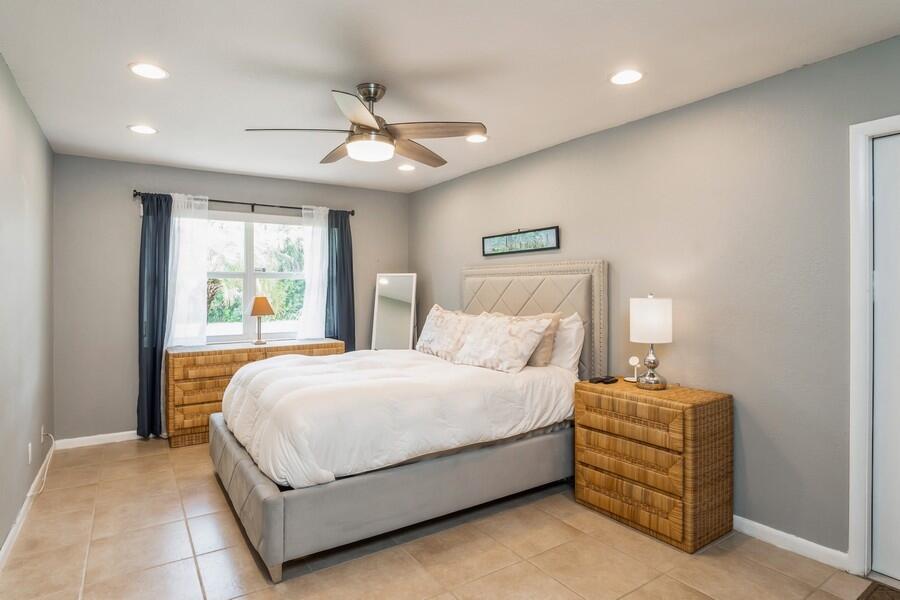 HIGH POINT OF DELRAY SEC 5 CONDO - Residential