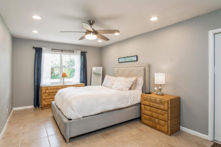 HIGH POINT OF DELRAY SEC 5 CONDO - Residential