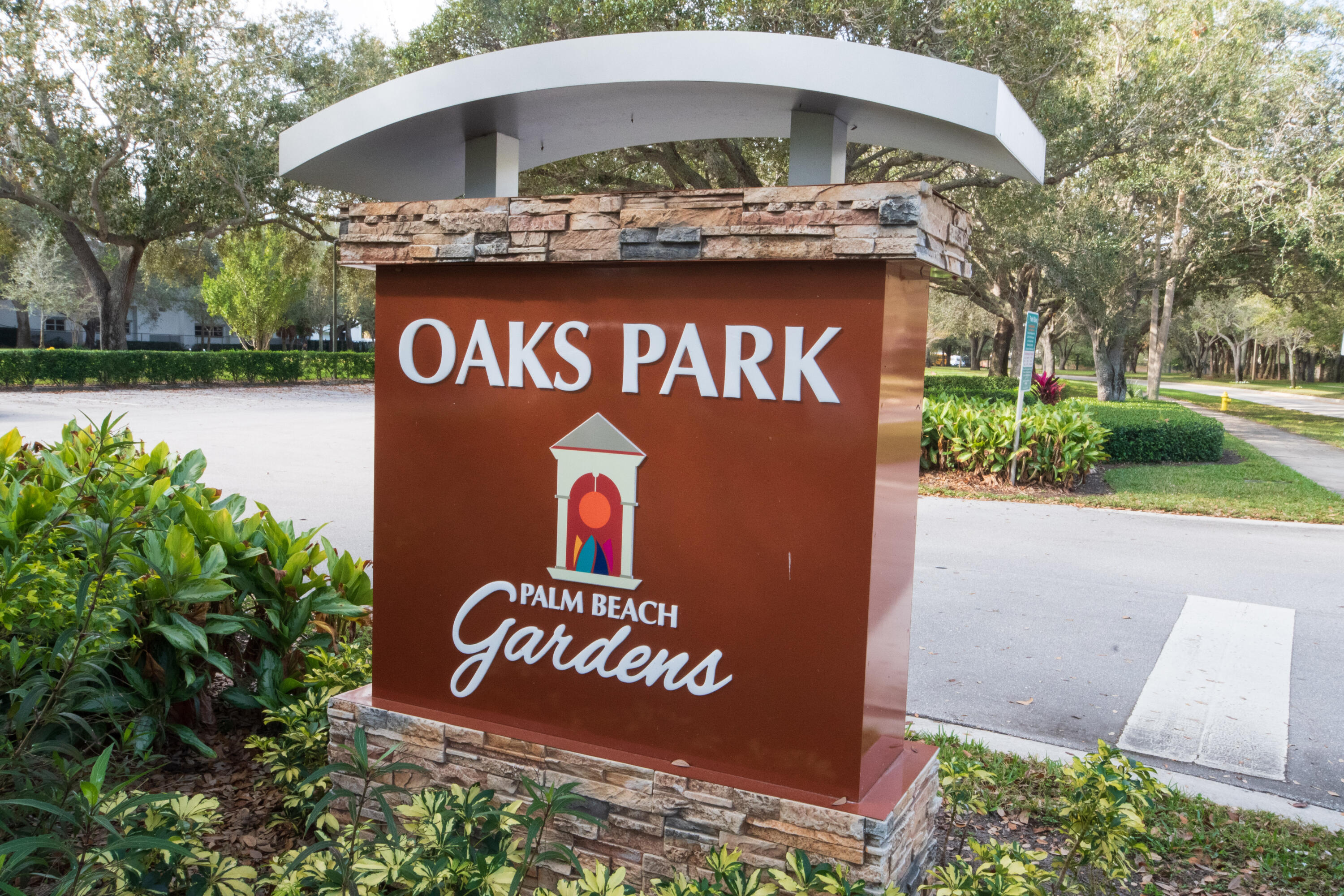 OAKS EAST - Residential