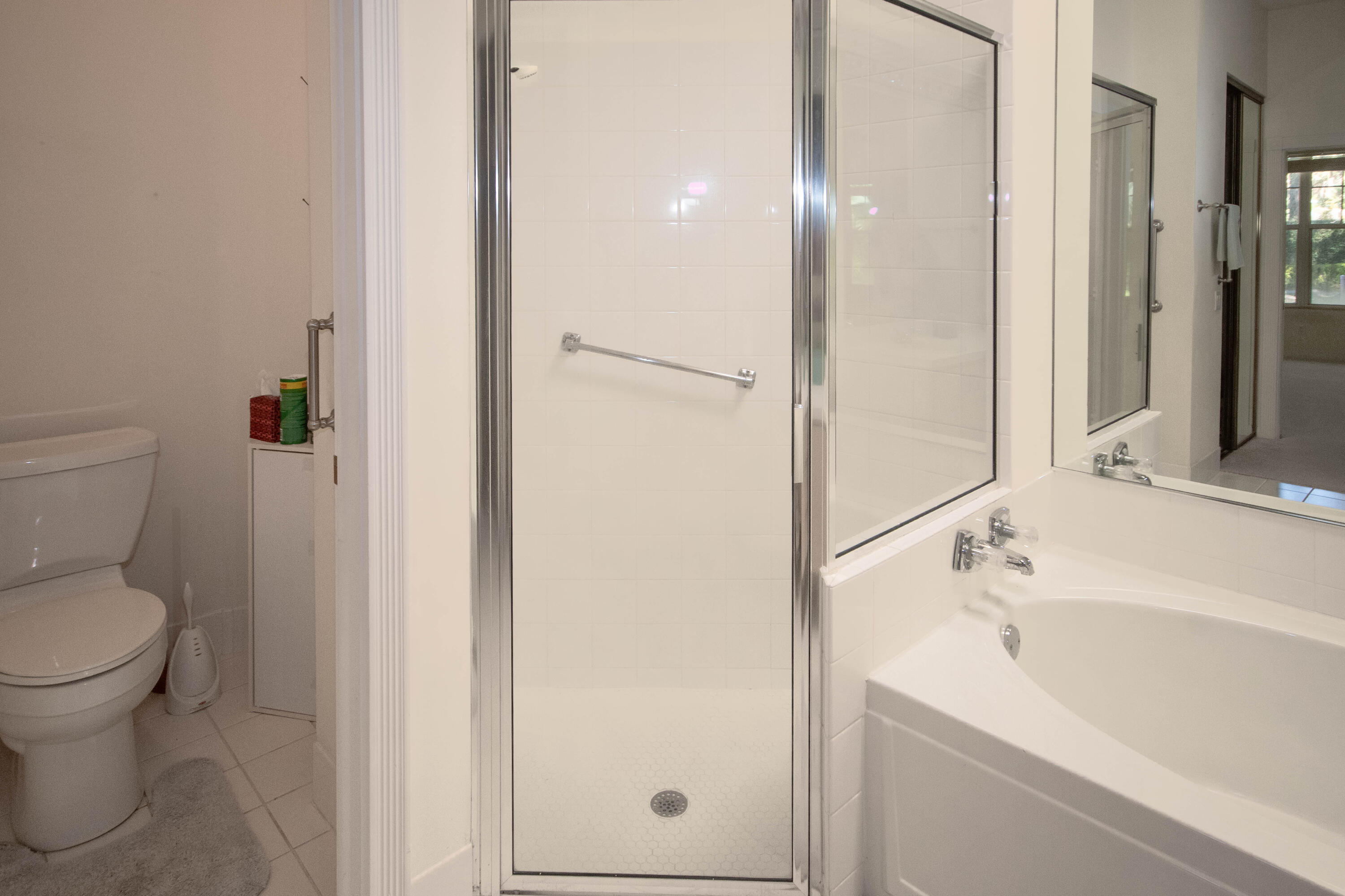 OAKS EAST - Residential