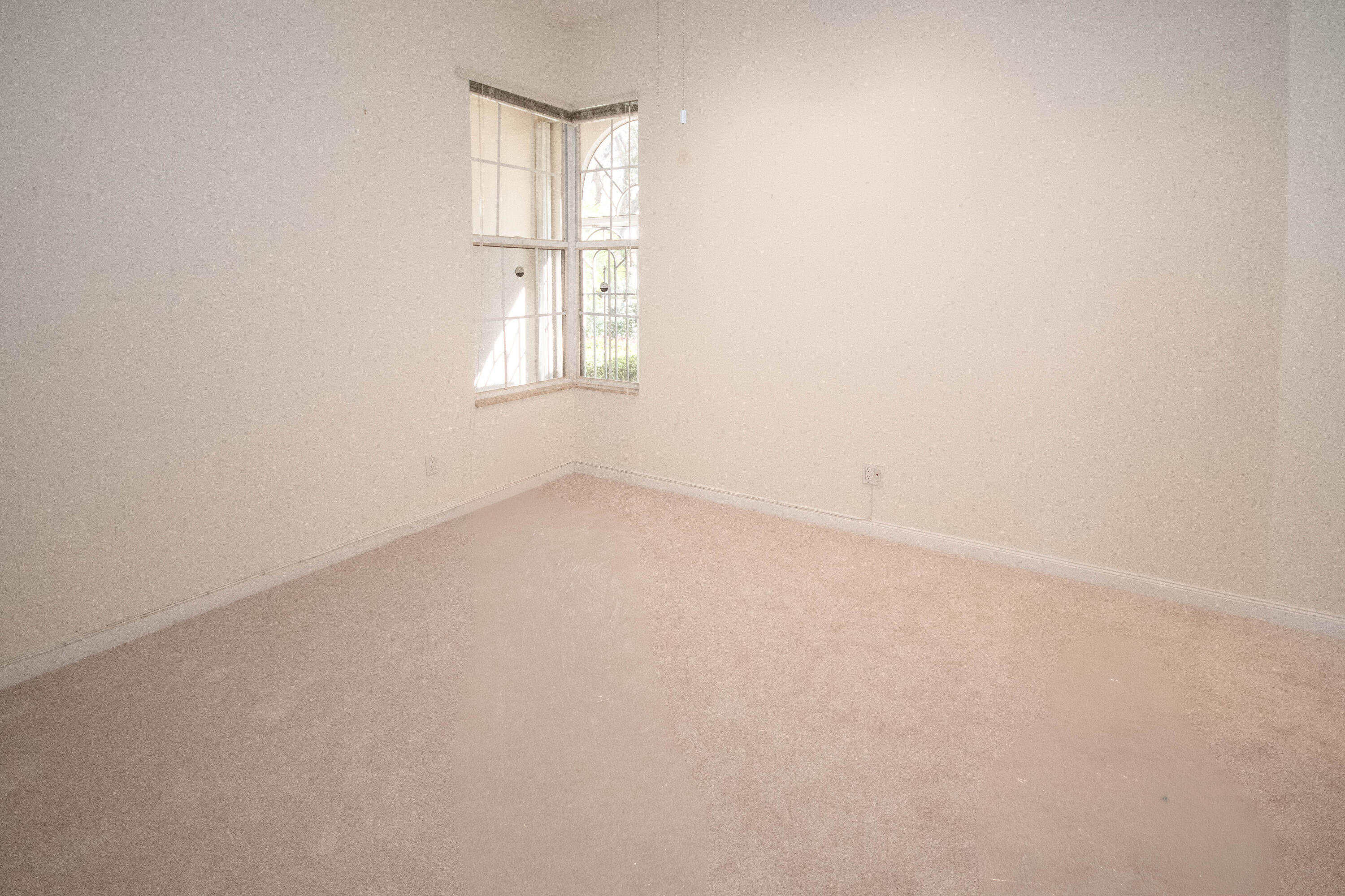 OAKS EAST - Residential