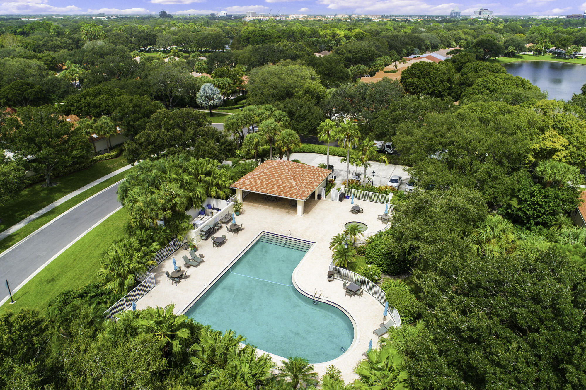 OAKS EAST - Residential