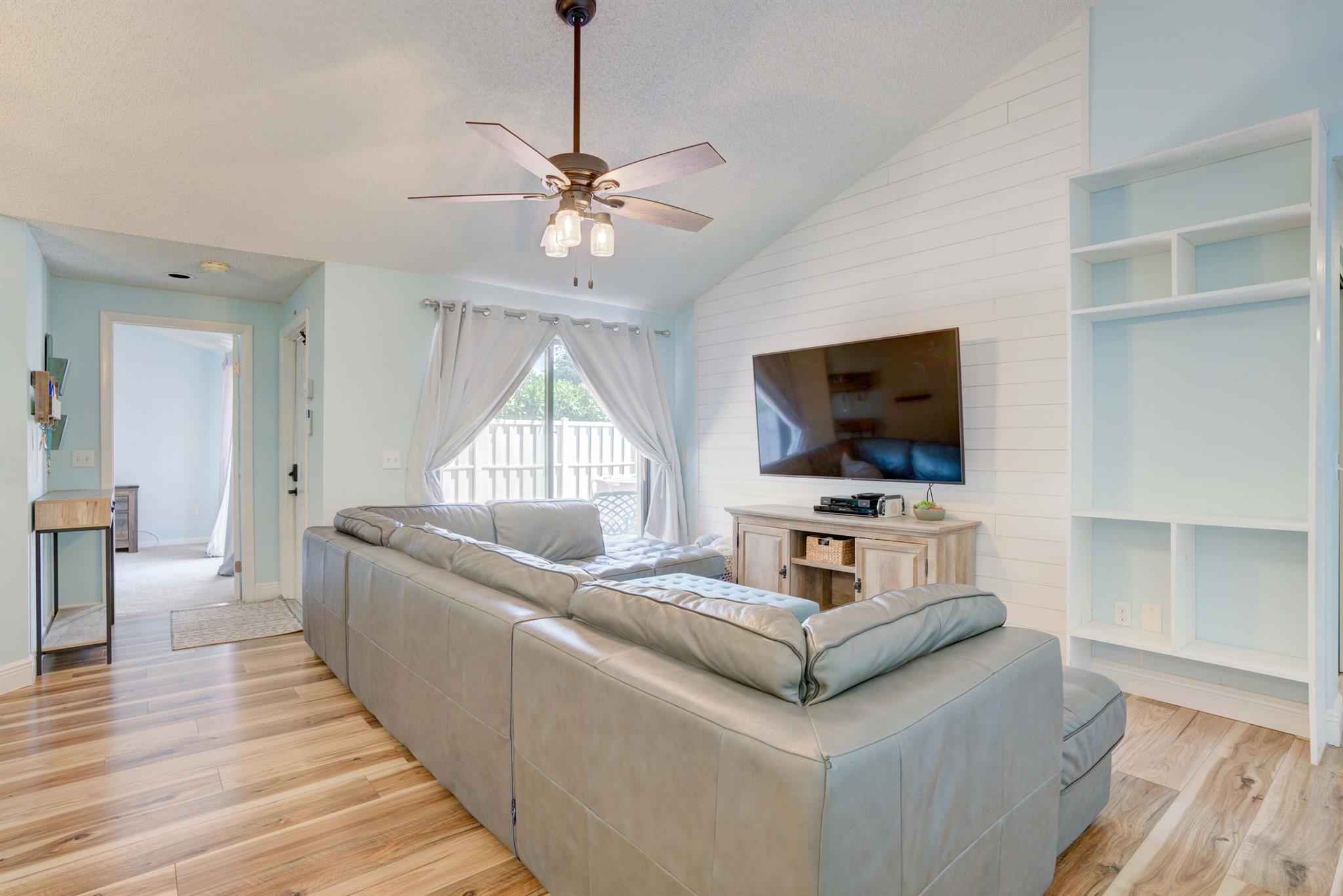 WESTWOOD GARDENS 1 - Residential