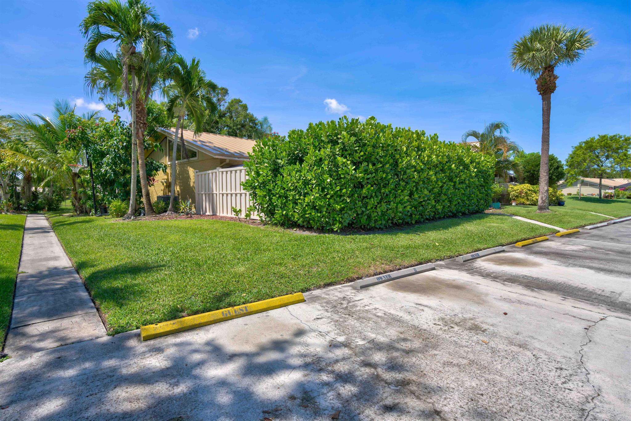 WESTWOOD GARDENS 1 - Residential